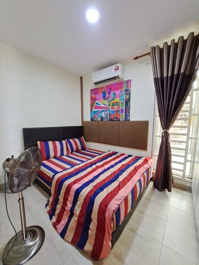 Rayyan Ashraf Homestay Kota Bharu Esterno foto